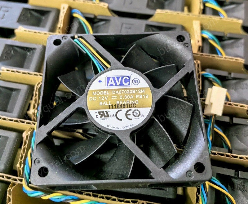 AVC DA07020B12M 12V 0.3A 4wires cooling fan