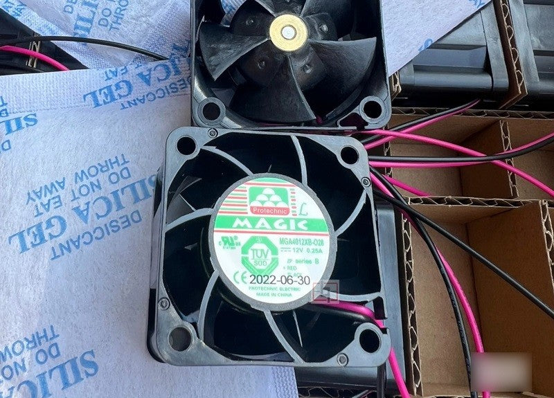MAGIC MGA4012XB-O28 MGA4012XB-028 12V 0.25A 2wires cooling fan