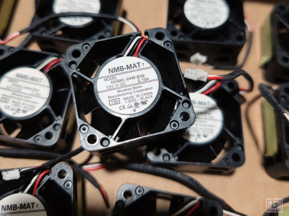 NMB 1608KL-04W-B39 12V 0.10A 3wires cooling fan