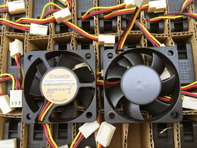 SUNON GM0505PHV2-A 5V 0.7W 3wires Cooling Fan